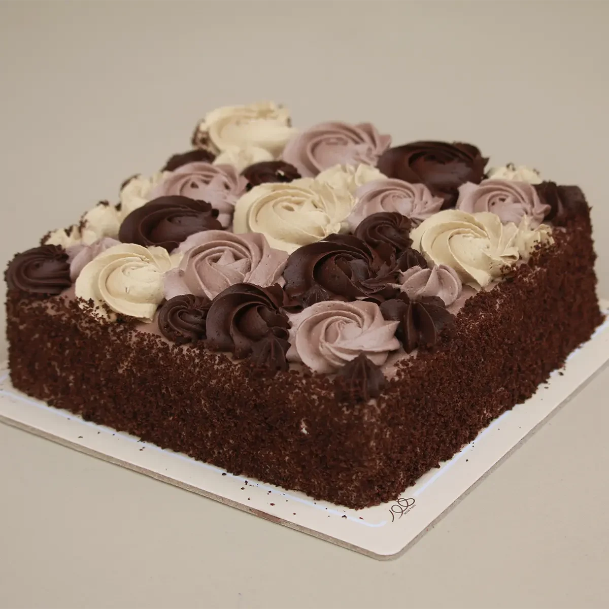 کیک مربع شکلاتی ۲